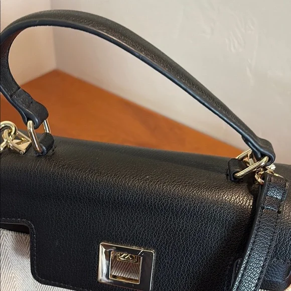 Antonio Milani Black and Cream Handbag - Picture 7 of 11